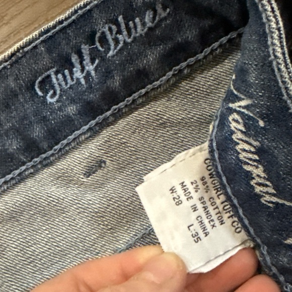 Cowgirl Tuff Jeans 28x35 “Tuff Blues” - Picture 2 of 3